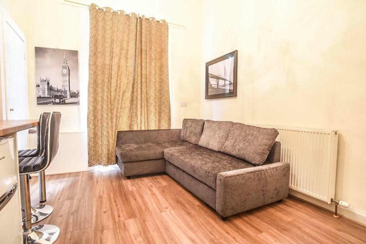 Edinburgh Ground Floor City Centre Flat Close To Princess Street Экстерьер фото